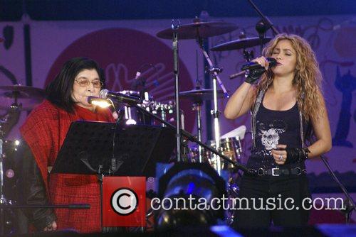 Mercedes sosa and shakira #3