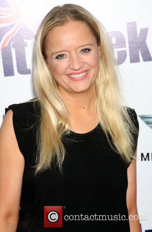 Lucy Davis - Photo Set