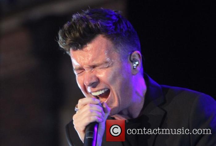 When Foo Fighters Met Rick Astley: Festival Goers Get Epicly Rick-Rolled |  Contactmusic.com