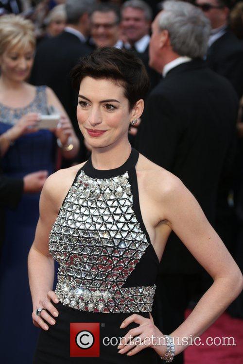 Anne Hathaway | Biography, News, Photos and Videos | Page 4 |  Contactmusic.com